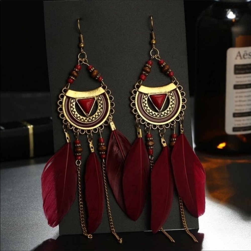 🆕Vintage feather drop earrings 🤩